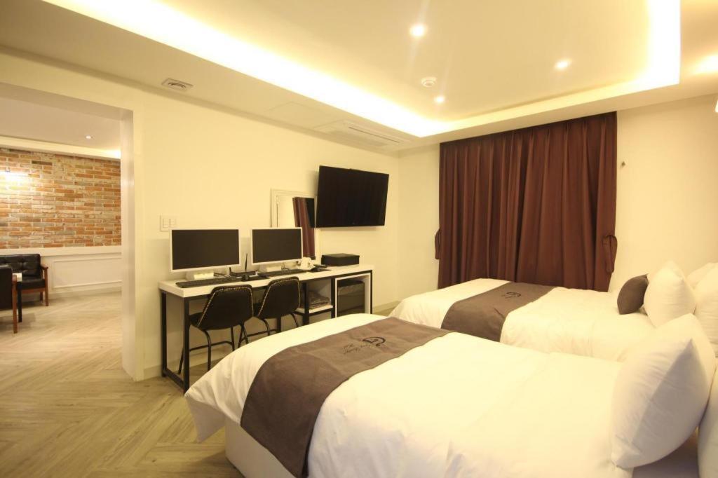 Gray Hotel Ciudad Metropolitana de Ciudad Metropolitana de Busan Exterior foto